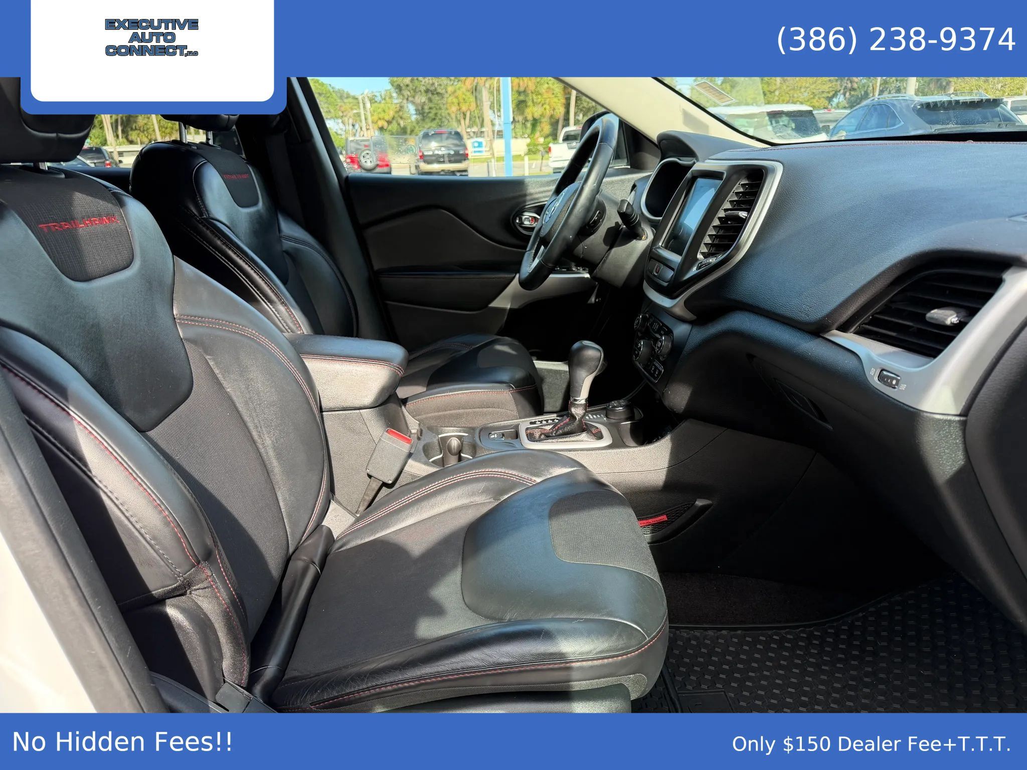 Used 2017 Jeep Cherokee Trailhawk w/ Comfort/Convenience Group AWD/4WD image 16