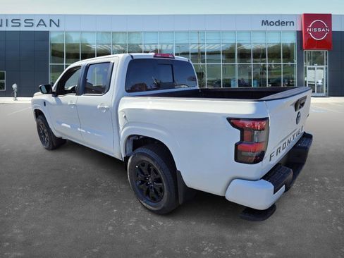 New 2026 Nissan Frontier SV image 7