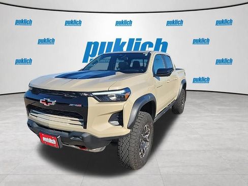 Used 2024 Chevrolet Colorado ZR2 w/ Technology Package AWD/4WD image 3