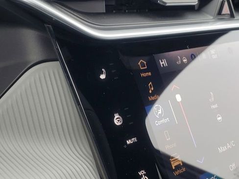 New 2026 Jeep Cherokee Limited image 21