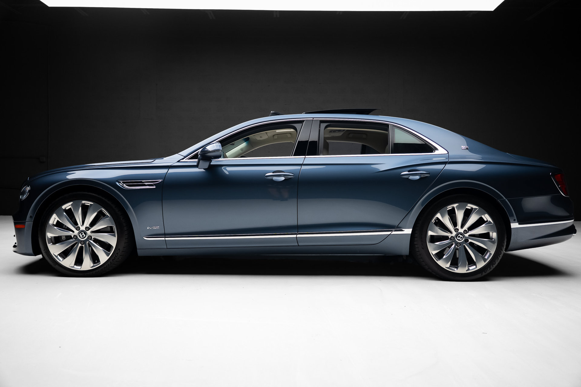 Used 2020 Bentley Flying Spur W12 AWD/4WD image 17