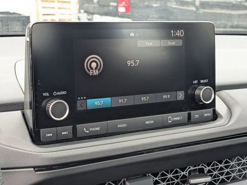 Used 2025 Honda Accord SE image 19