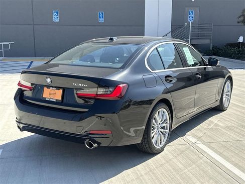 Used 2024 BMW 330e image 3