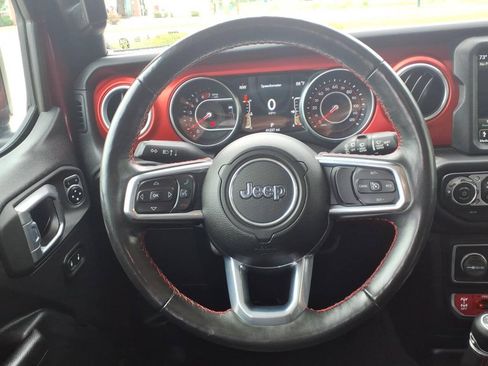 Used 2021 Jeep Wrangler Unlimited Rubicon AWD/4WD image 5