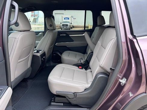 New 2026 GMC Acadia Elevation w/ Super Cruise Package image 9