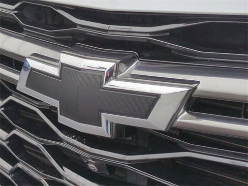 Certified 2023 Chevrolet Traverse RS image 33