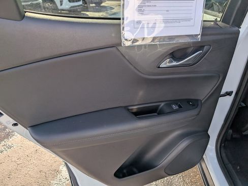 Used 2019 Chevrolet Blazer Premier w/ Sun and Wheels Package image 10