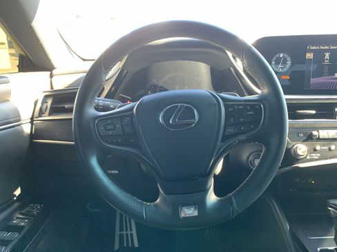 Used 2022 Lexus ES 350 F Sport image 18