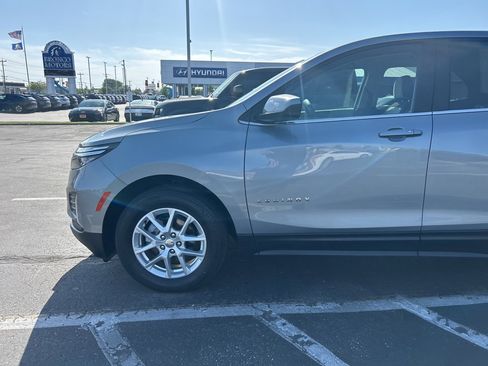Used 2023 Chevrolet Equinox LT image 17