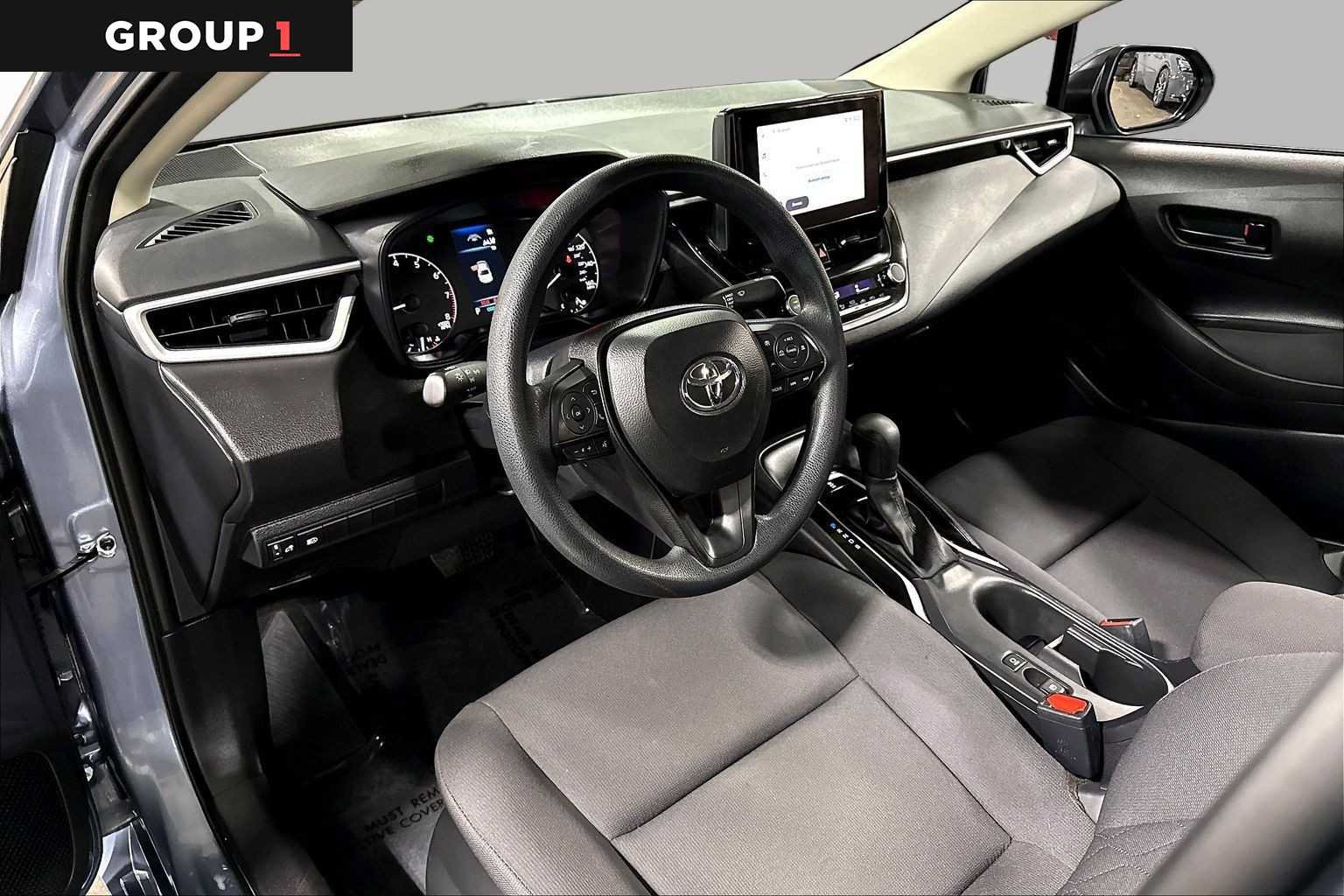Certified 2025 Toyota Corolla LE FWD image 18