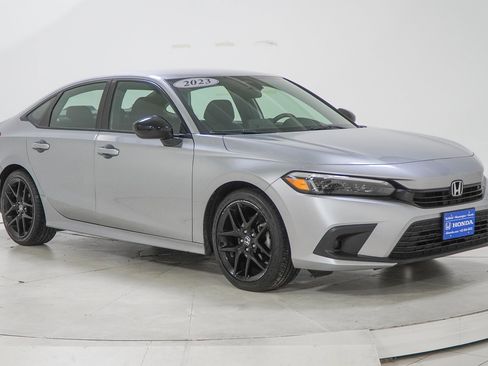 Used 2023 Honda Civic Sport image 14