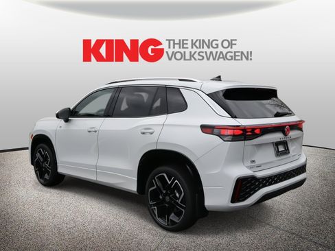 New 2026 Volkswagen Tiguan SEL R-Line image 6