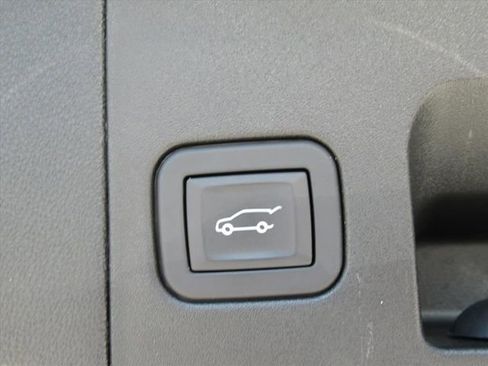 Certified 2025 Cadillac XT5 Premium Luxury image 34