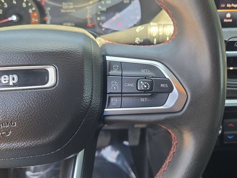 Used 2023 Jeep Compass Trailhawk AWD/4WD image 17