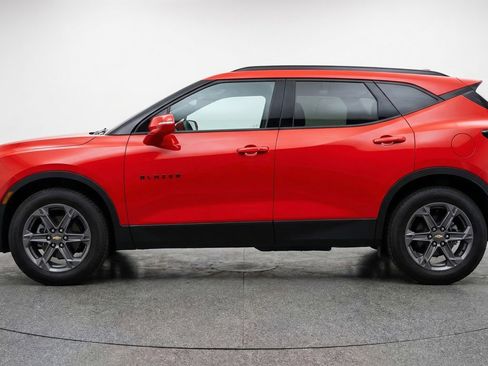 Used 2025 Chevrolet Blazer LT image 5