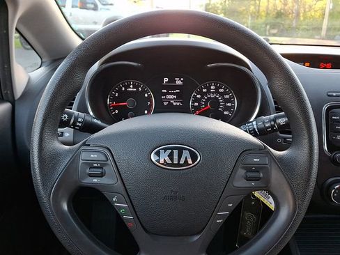 Used 2017 Kia Forte LX FWD image 20