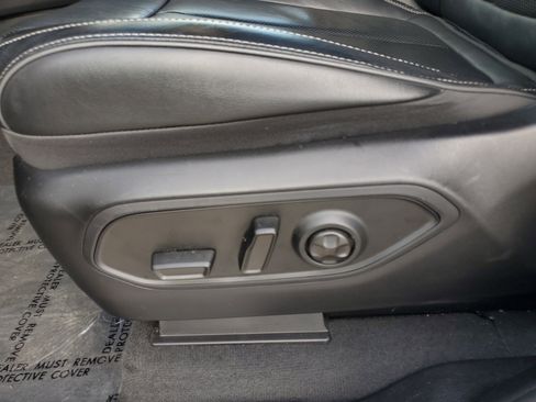 Used 2022 Jeep Grand Cherokee Overland image 14