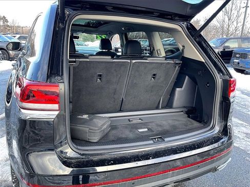 Used 2022 Volkswagen Atlas SE w/ Panoramic Sunroof Package image 36