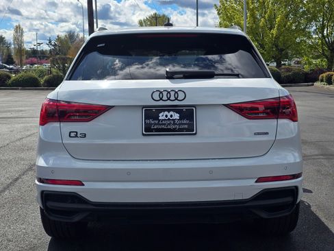 Used 2023 Audi Q3 2.0T Premium Plus w/ Premium Plus Package AWD/4WD image 4
