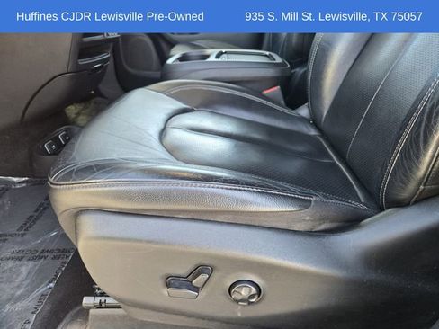 Certified 2021 Chrysler Pacifica Touring-L w/ S Appearance Package image 25