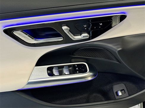 Certified 2025 Mercedes-Benz E 350 4MATIC Sedan image 18