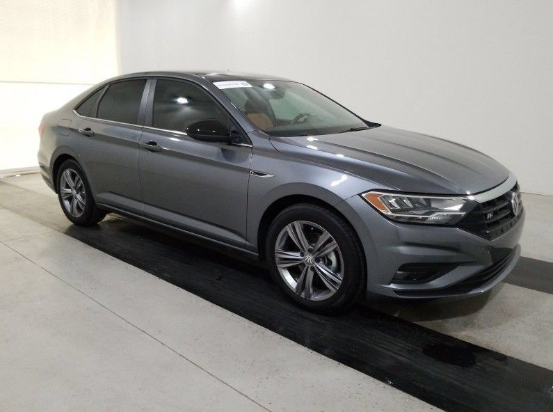 Used 2020 Volkswagen Jetta R-Line FWD image 1