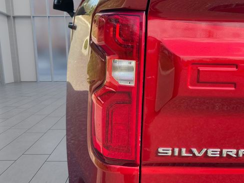 Used 2023 Chevrolet Silverado 1500 LT Trail Boss AWD/4WD image 11