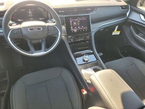 New 2025 Jeep Grand Cherokee Laredo w/ MOPAR Finishing Package RWD image 8