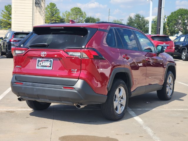 Used 2025 Toyota RAV4 XLE AWD/4WD image 7