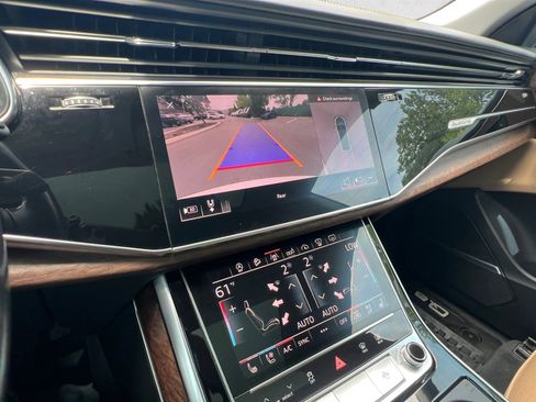 Used 2019 Audi Q8 Prestige AWD/4WD image 17