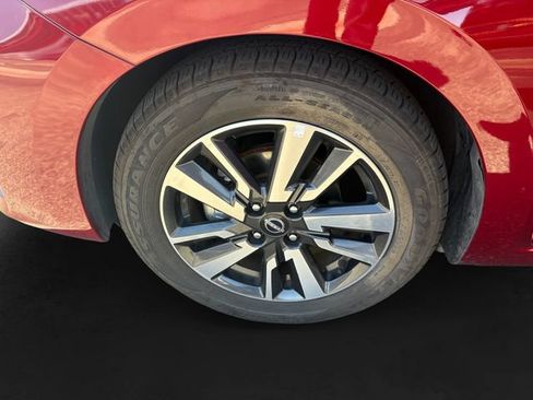 Used 2024 Nissan Versa SV FWD image 11