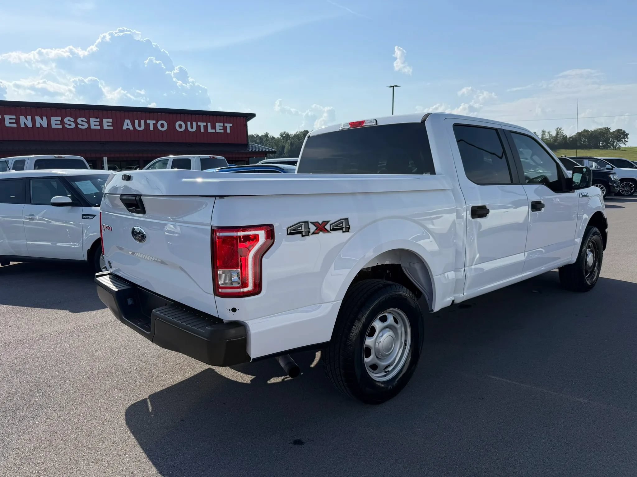 Used 2017 Ford F150 XL w/ XL Power Equipment Group AWD/4WD image 4
