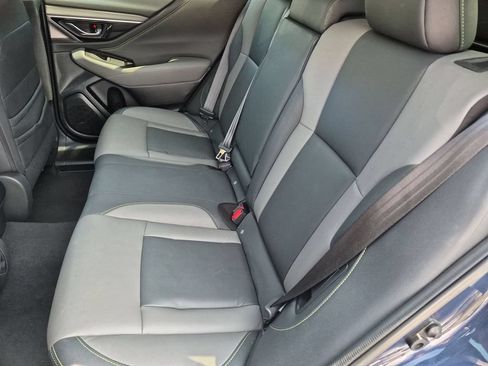 Used 2025 Subaru Outback Onyx Edition AWD/4WD image 27