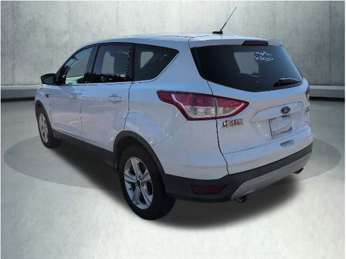 Used 2016 Ford Escape SE image 6