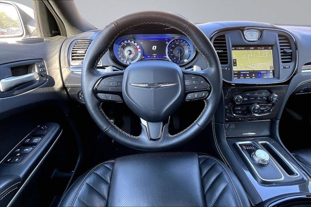 Used 2023 Chrysler 300 C RWD image 5