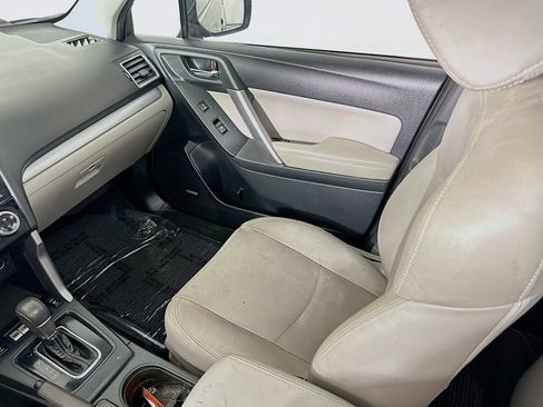 Used 2016 Subaru Forester 2.5i Touring w/ Eyesight & Navigation System AWD/4WD image 28