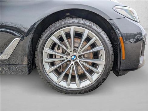 Certified 2023 BMW 540i xDrive w/ Premium Package image 27