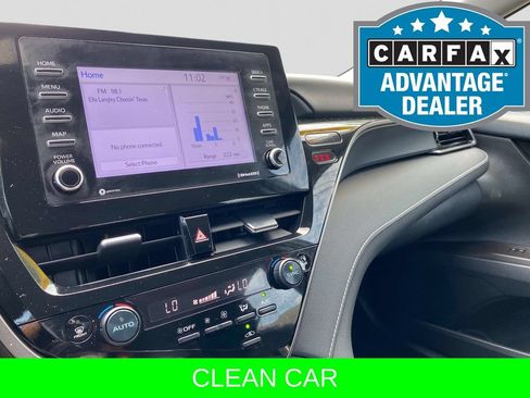 Used 2022 Toyota Camry SE FWD image 30
