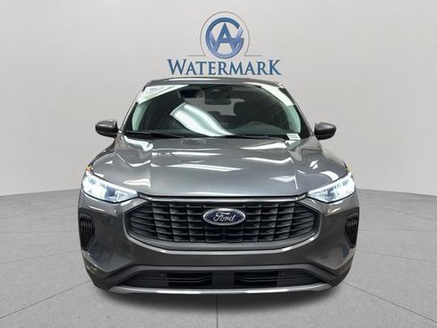 Used 2023 Ford Escape Active AWD/4WD image 9