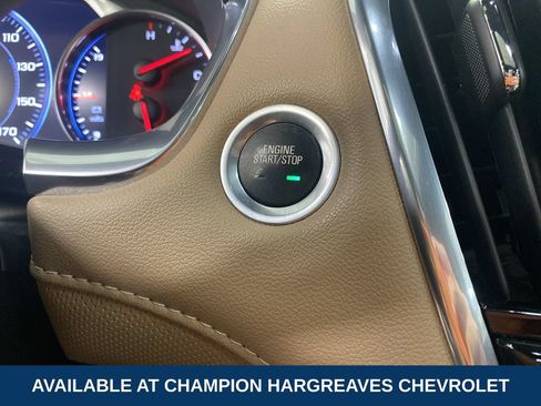 Used 2023 Chevrolet Traverse Premier w/ LPO, Floor Liner Package AWD/4WD image 22
