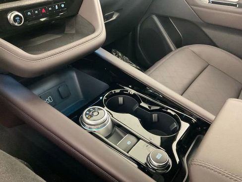 New 2026 Ford Explorer Platinum image 20