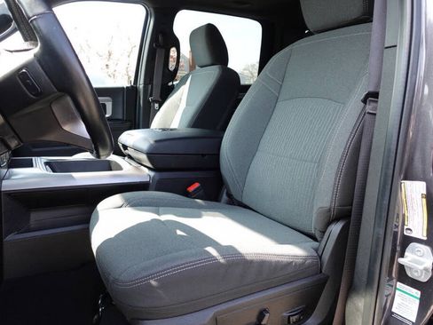 Used 2023 RAM 1500 Warlock AWD/4WD image 18