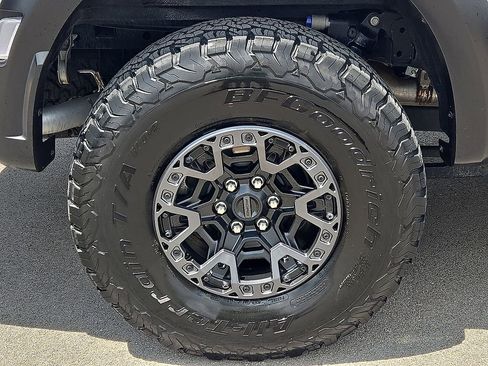 Used 2025 Ford F150 Raptor w/ Equipment Group 803A Raptor R AWD/4WD image 7