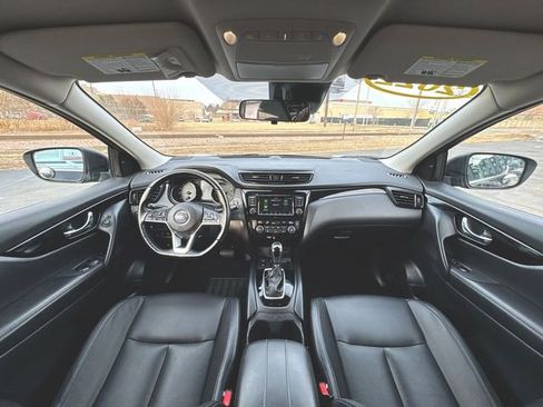 Used 2022 Nissan Rogue Sport SL image 20