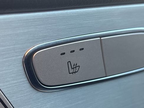 Used 2019 Mercedes-Benz GLC 300 GLC 300 image 29