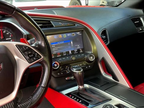 Used 2018 Chevrolet Corvette Z06 image 9