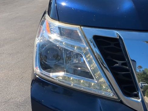 Used 2018 Nissan Armada Platinum image 10