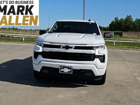 Used 2024 Chevrolet Silverado 1500 RST w/ Convenience Package II AWD/4WD image 3