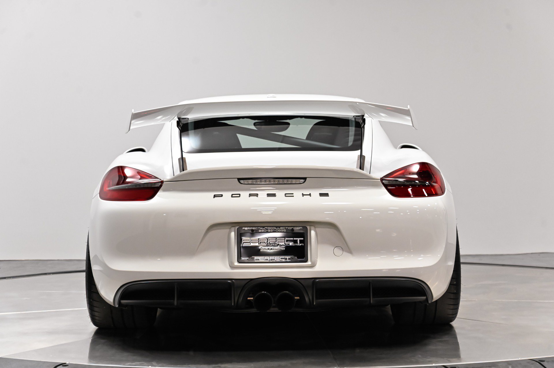 Used 2016 Porsche Cayman GT4 RWD image 28