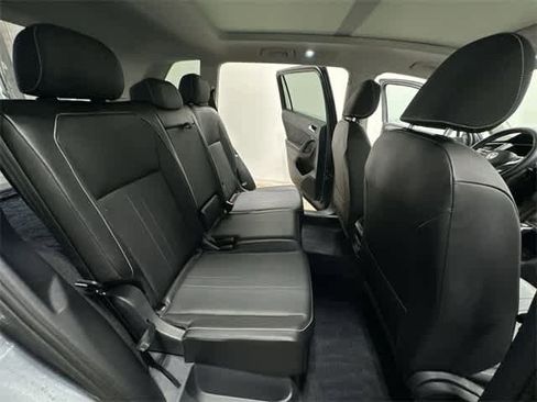 Certified 2022 Volkswagen Tiguan SE w/ Panoramic Sunroof Package image 26